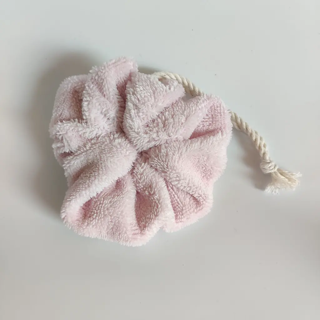Fleur de douche lavable en coton rose